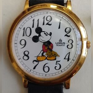 Vtg Lorus Mickey Mouse watch Oversize Large Face 44mm Needs Battery Strap Repair